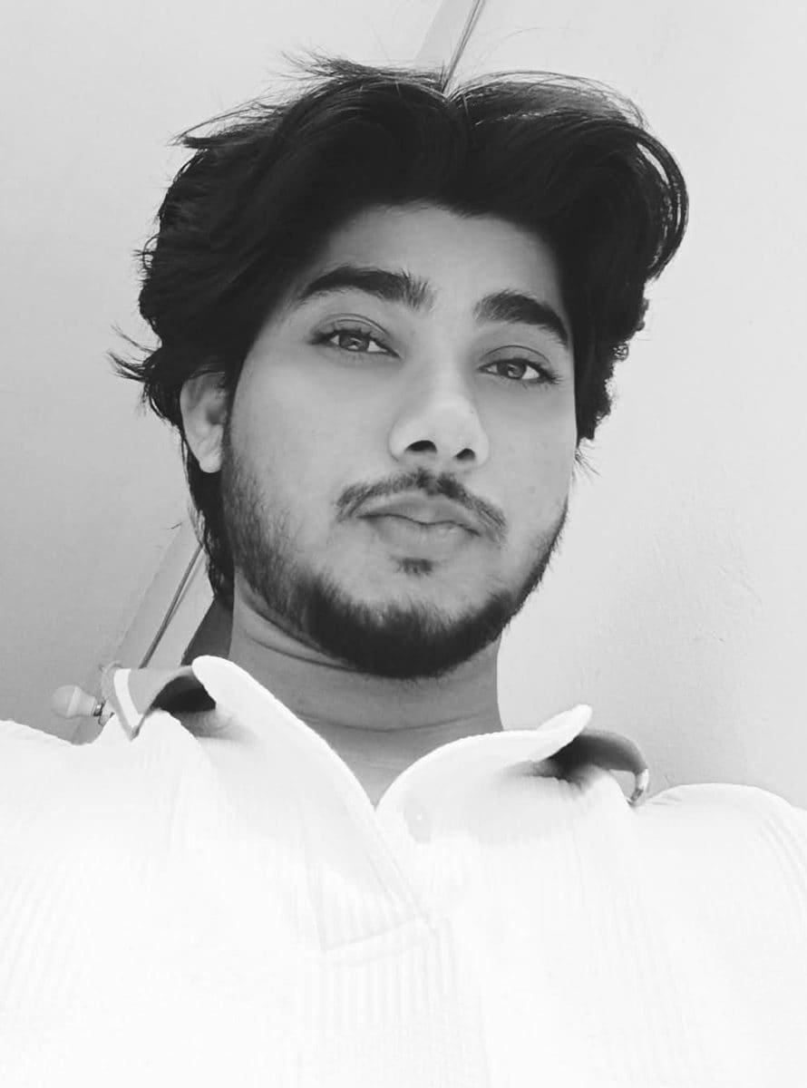 Sonu Prajapati, founder of Vriyox